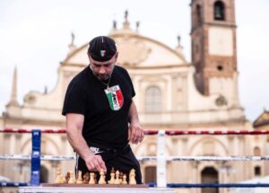 Il chessboxing internazionale torna a Vigevano.