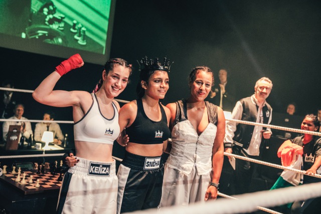 Due nuovi campioni mondiali di chessboxing alle Olimpiadi Culturali di Parigi. Fotoreportage.